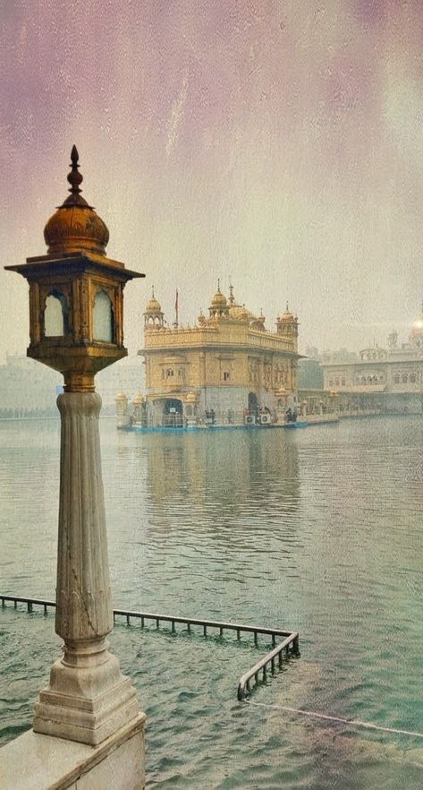 Guru Granth Sahib Photography, Sikh Wallpapers, Pakistan Wallpaper, Chardi Kala, Gurbani Wallpapers, Waheguru Quotes, Golden Temple Wallpaper, Guru Nanak Photo, Temple Wallpaper