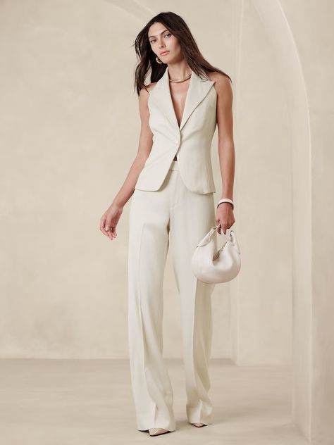 Women's Wedding & Special Occasion Attire | Banana Republic Graduation Outfit Blazer, Semi Formals For Women, Formal Outfits For Graduation, Semi Formal Outfits For Women Dinners, White Semi Formal Outfit, Semi Formal Outfits For Women Parties, Outfit Graduacion, Grad Dinner, Graduation Suit