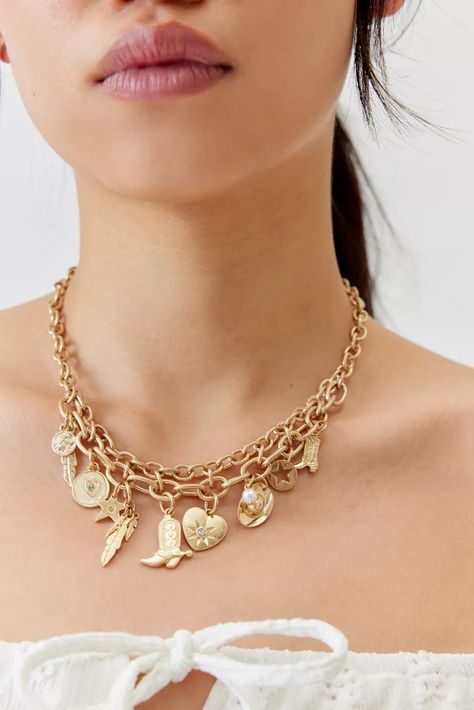 Western Charm Necklace | Urban Outfitters 2024 Jewelry, Saturn Necklace, Urban Outfitters Jewelry, Chunky Chain Necklaces, Layered Necklace Set, Gold Charm Necklace, Hoop Earring Sets, Funky Jewelry, Charm Rings