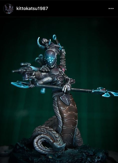 Drukhari Grotesque, 40k Drukhari, Emperors Children, Warhammer Eldar, 40k Eldar, Cyborgs Art, Dark Eldar, 40k Miniatures, Warhammer Models