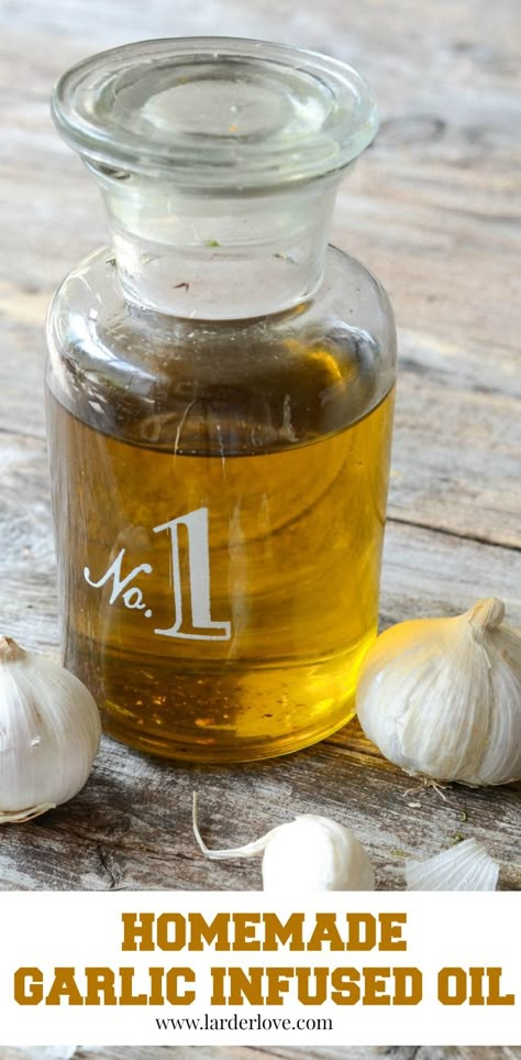 homemade garlic oil Diy Garlic Oil, Garlic Oil Recipe, Infused Oil Recipes, Garlic Infused Olive Oil, Low Fodmap Diet Recipes, Flavored Olive Oil, Homemade Oils, Fodmap Diet Recipes, Olive Oil Recipes