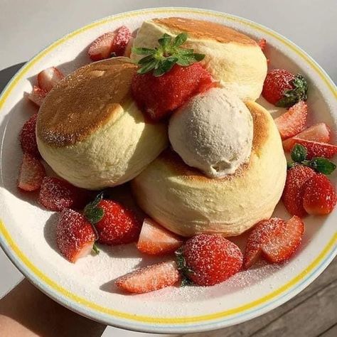 Souffle Pancakes, Cosy Interior, Food Making, Kawaii Cooking, Yummy Comfort Food, Sweet Snacks Recipes, Cute Desserts, Food Obsession, Cafe Food