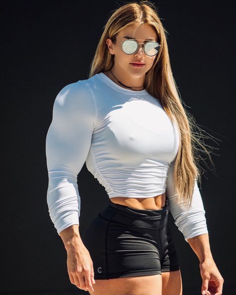 Sunny by BigArtFan3000 on DeviantArt Brooke Ence, Muscle Booster, Bodybuilding Transformation, Amazon Girl, Bust A Move, Girl With Sunglasses, Muscle Girls, Fit Chicks, Muscle Women