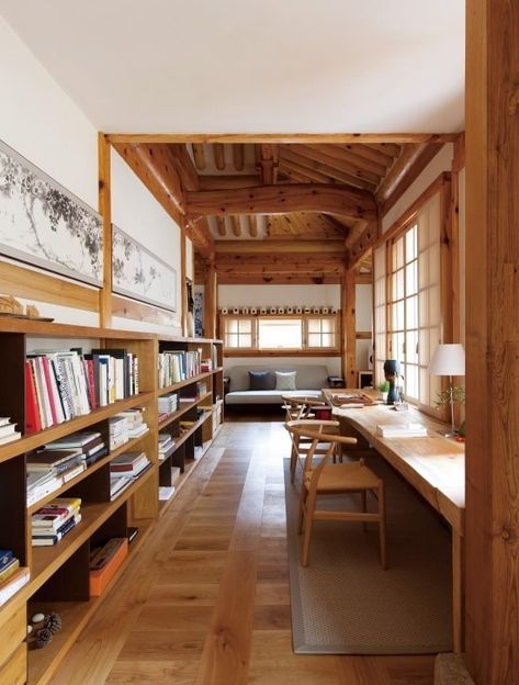 Christian Richard Rice Korean Traditional House, Hanok Village, Japanese House, Home Library, Home Office Design, Study Room, House Inspo, Traditional House, 인테리어 디자인