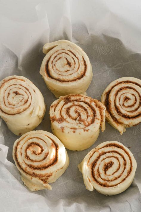 Greek Yogurt And Self Rising Flour Cinnamon Rolls, Baking With Greek Yogurt, Greek Yogurt Cinnamon Rolls, Greek Yogurt Biscuits, Greek Yogurt Recipes Healthy, Yogurt Recipes Healthy, Best Greek Yogurt, Yogurt Bread, Honey Oat Bread