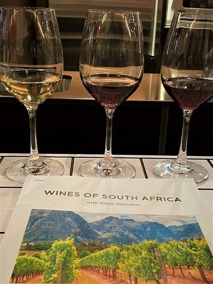 Wine Farm, South African Wine, Semillon, Chenin Blanc, Africa Do Sul, Nordic Countries, Countries In The World, Old World Style, Travel Industry