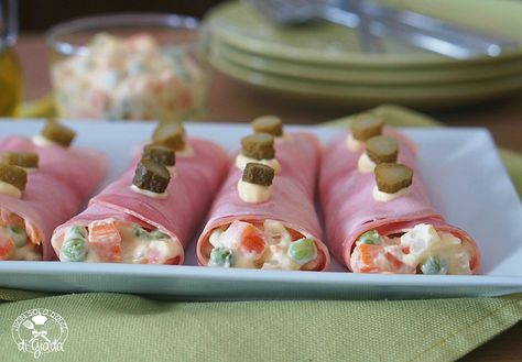 INVOLTINI DI PROSCIUTTO CON INSALATA RUSSA | Non solo dolci di Giada Food Buffet, Menu Planning, Fresh Rolls, Asparagus, Mozzarella, Rolls, Pasta, Meat, Ethnic Recipes