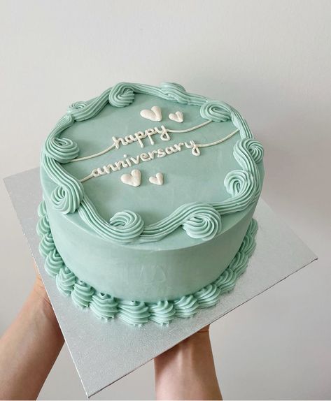 Teal Cake, Bolo Vintage, Blue Birthday Cakes, Ugly Cakes, 25th Birthday Cakes, Happy Anniversary Cakes, Birthday Cake Decorating Ideas, Simple Cake Designs, Funny Birthday Cakes