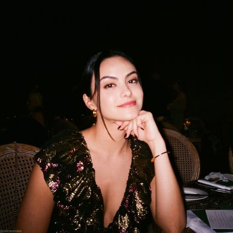 Camila Mendes Style, Camila Mendes Veronica Lodge, Daniella Rose, Camilla Mendes, Cami Mendes, Camila Mendes, Veronica Lodge, Riverdale Cast, Cheryl Blossom