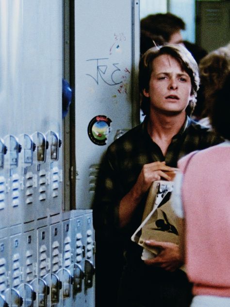 Michael J Fox 80s, Michael J Fox Young, Teen Wolf 1985, Scott Howard, Teen Wolf Movie, Michael Fox, Young Movie, Scott Patterson, Cary Elwes