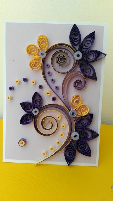 Quilling Scrapbook Ideas, Quilling Cards Ideas Beautiful, Quiling Paper Flower, Quilling Flowers Patterns, Quiling Paper Ideas, Simple Quilling Ideas, Quilling Cards Ideas, Quiling Paper Art, Simple Paper Craft