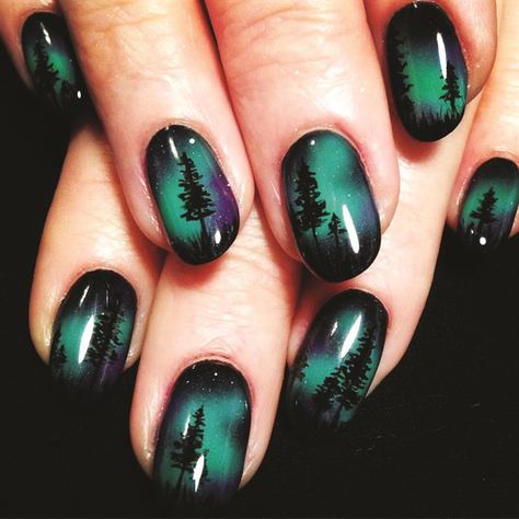 Nail Tech Thrives in Remote Reykjav&#237;k, Iceland Nagellack Trends, Light Nails, Her Nails, Simple Nail Art Designs, Best Nail Art Designs, Beach Nails, Creative Nails, Nail Tech, Winter Nails