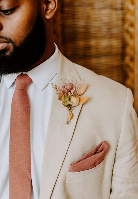 Colorful Dahlia-Inspired Mod Boho Inspiration at The Eloise | Mt. Horeb, WI - Olive Branch Events Co. Blog Coral Mens Wedding Attire, Peach Suit Men Wedding Ideas, Tan Suit Orange Tie, Sunset Color Palette Wedding Groomsmen, Beige Suit Pink Tie, Spring Suits For Men Wedding, Peach Wedding Groomsmen, Peach Groomsmen Attire, Groom Colored Suit