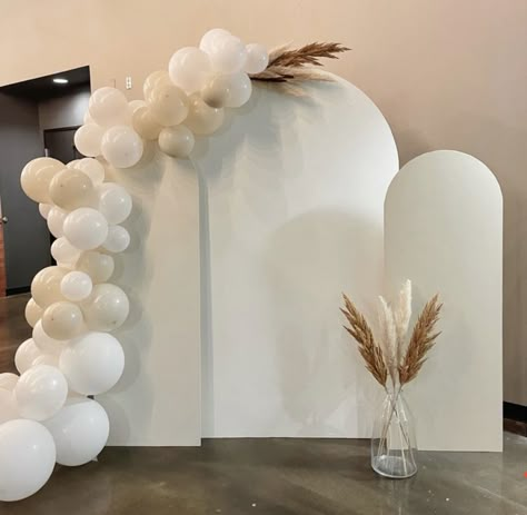 Birthday Arches Backdrop, Chiari Backdrop, Backdrop Arches With Balloons, Arch Backdrop Balloon Garland, Balloon Wood Backdrop, Arched Wall Backdrop, Arch Photo Backdrop With Balloons, Wooden Arch Backdrop Birthday, Bridal Shower Wooden Backdrop