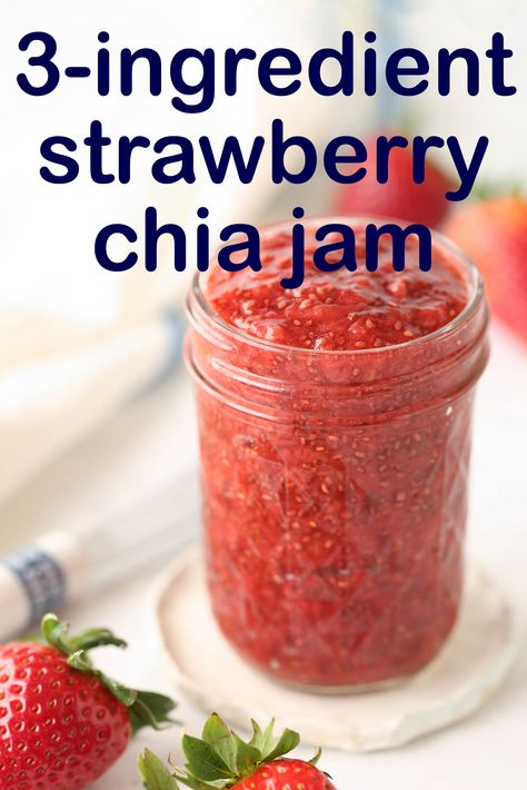 Small mason jar on a table filled with strawberry and chia jam. Jam With Chia Seeds, Make Strawberry Jam, Freezing Veggies, Making Strawberry Jam, Strawberry Chia Jam, Strawberry Freezer Jam, Chia Seed Jam, Peach Jelly, Freezer Jam