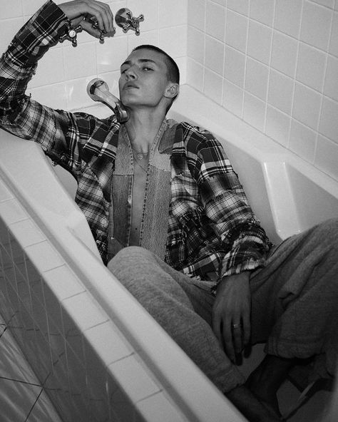 Man In Bathroom Photography, Man In Bathtub Reference, Bathtub Photoshoot Men, Hotel Shoot Ideas Men, Man In Bathtub Photography, Person In Bathtub Reference, Man In Bathtub, Bathroom Shoot, Bathroom Photoshoot