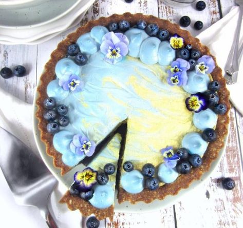 Lime Tart, Vegan Easter, Raw Coconut, Vegan Living, Green Planet, Raw Cashews, Sweet Pie, Refined Sugar Free, Juicing Lemons