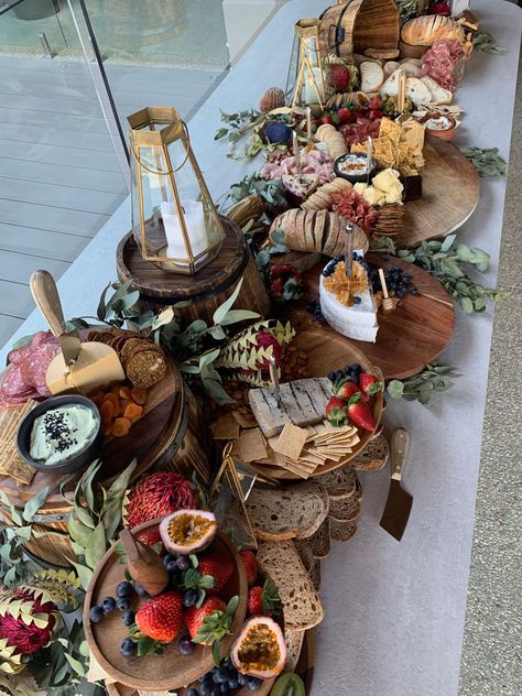 The Shire Birthday, Hobbit Tablescape, Shire Themed Party, Hobbiton Wedding, Hobbit Dinner Party Decor, Hobbit Feast Food Ideas, Hobbit Cheese Board, Hobbit Party Decor, Hobbit Dinner Party