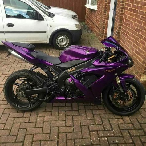 I'm in love Purple Motorcycle, Image Moto, Custom Sport Bikes, Pretty Bike, Bike Pic, Sport Motorcycle, Yamaha R1, Moto Bike, Sports Bikes Motorcycles