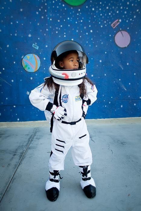 Asteroid Base, Astronaut Costume, Birthday Shoot, Diy Toys, 3rd Birthday, Halloween, Birthday