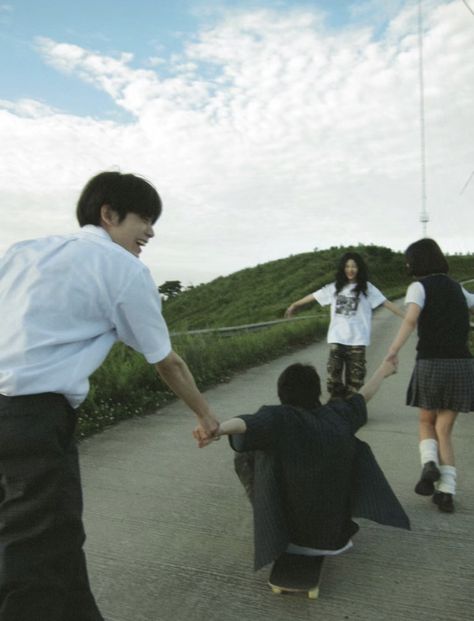 Japanese Studying Aesthetic, Study Group Aesthetic, High School Couples, Board Photography, School Vibes, Romantic Films, Japan Aesthetic, Aesthetic Japan, Japanese School