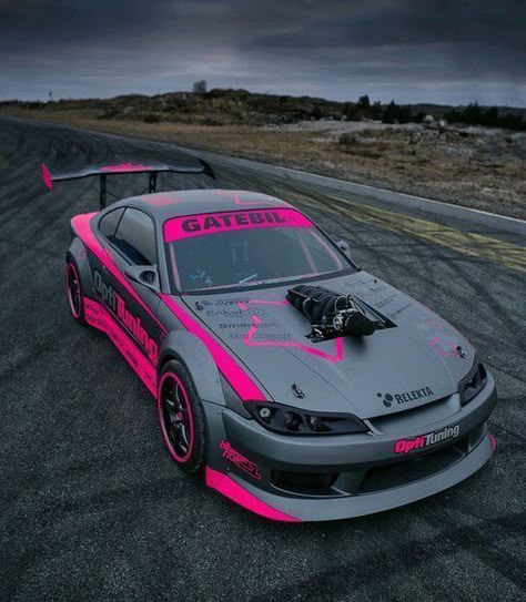 You can even control the flashing patterns with the help of a smart app. You don't want to end up in an emergency situation because you're running out of battery juice. Silvia S15, Jdm Wallpaper, Best Jdm Cars, Nissan Silvia, Street Racing Cars, Super Luxury Cars, Fancy Cars, Car Aesthetic, Tuner Cars