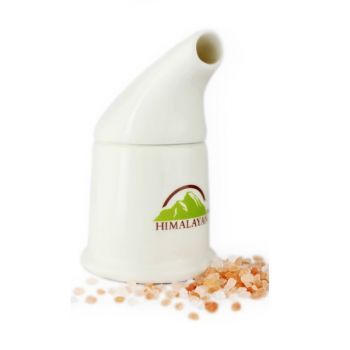 Himalayan Salt Inhaler - As seen on The Dr. Oz Show and named one of the best new products in Alternative Medicine. This salt inhaler is miraculous for those who suffer with respiratory ailments. Salt Inhaler, Asthma Relief, Natural Remedies For Allergies, Allergy Medicine, Asthma Inhaler, Essential Oils For Colds, Himalayan Salt Crystals, Plant Therapy, Himalayan Pink Salt