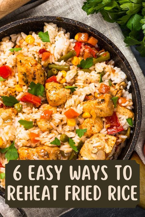 Looking for ways to reheat fried rice correctly so you can enjoy leftovers safely and avoid food waste? Choose one of these 6 methods. Tuna Fried Rice, Homemade Chicken Fried Rice, How To Reheat Rice, Seafood Fried Rice, Rice In The Oven, Rice In The Microwave, Reheat Chicken, Stir Fry Rice, Tikka Masala Recipe