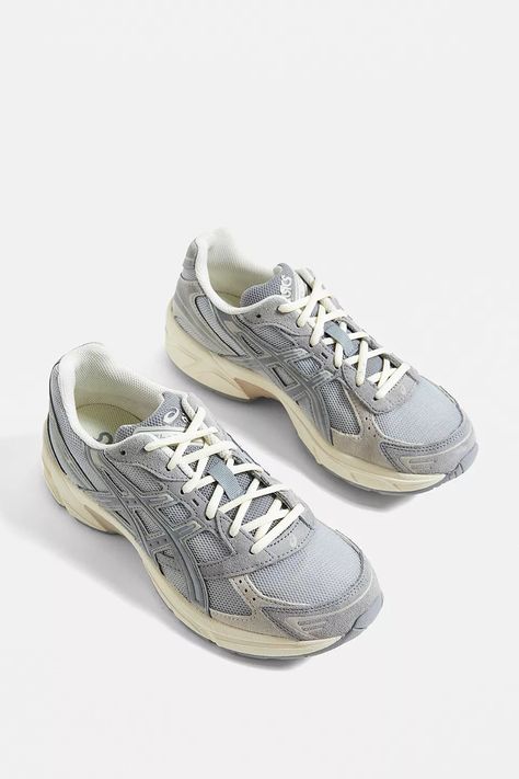 Tonal trainers by ASICS, complete with Gel technology for long-lasting cushioning. Features mesh and synthetic leather panels with a chunky rubber outsole and retro runner style. Asics Gel 1130 Outfit, Prada Cloudbust Thunder, Music Outfits, Cloudbust Thunder, Prada Cloudbust, Nike Air Rift, Silver Trainers, Runner Style, Hiking Fits