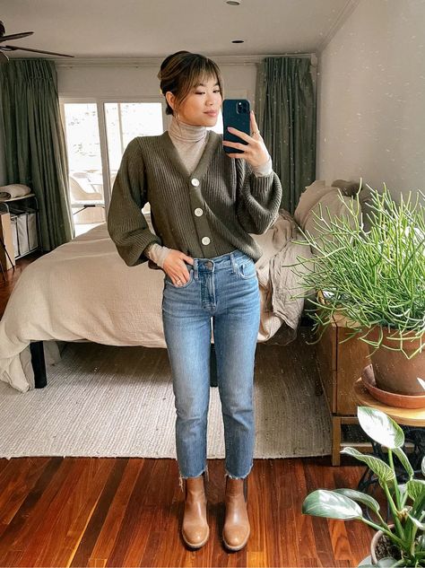 Nisolo Chelsea Boot Outfit, Cardigan With Turtleneck Outfit, Turtleneck And Cardigan Outfit, Turtleneck With Cardigan, Sweater And Turtleneck Outfit, Turtleneck Layering Outfit, Turtleneck And Sweater Layering, Vintage Jeans Outfit, Chelsea Boot Outfits Women