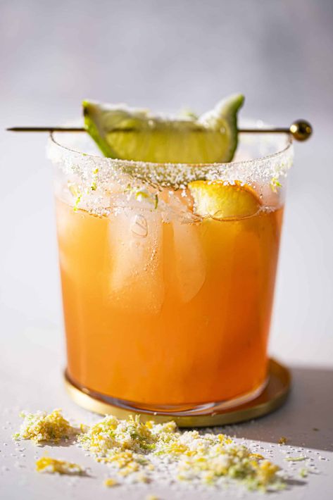 Aperol Margarita, Aperol Drinks, Lime Garnish, Mango Cocktail, Tequila Cocktail, Mango Pineapple, Tequila Drinks, Margarita Cocktail, Tequila Cocktails