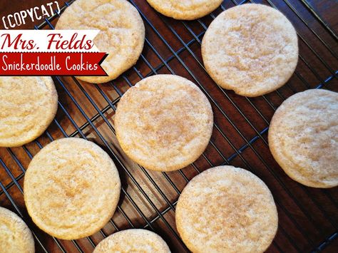 {COPYCAT} Mrs. Fields Snickerdoodle Cookies Snickerdoodle Cookies Easy, Mrs Fields, Snickerdoodle Recipe, Snickerdoodle Cookies, Snickerdoodle Cookie Recipes, Roll Cookies, Chocolate Filling, Snickerdoodles, Vegan Cookies