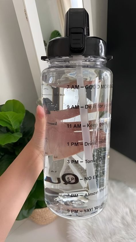 Water Bottels, Clear Water Bottle, Skin Care Business, Gallon Water Bottle, Water Aesthetic, Motivational Water Bottle, Cute Water Bottles, Botol Air, Birthday Gifts For Best Friend