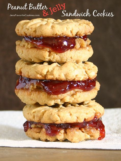 Jelly Sandwich Cookies, Peanut Butter Jelly Recipes, Peanut Butter Jelly Cookies, Peanut Butter Jelly Sandwich, Jelly Cookies, Jelly Sandwich, Jam Cookies, Peanut Butter Filling, Peanut Butter And Jelly