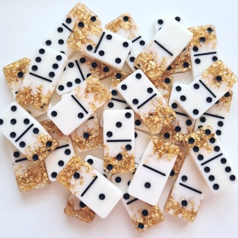 Domino set; white with gold coloured flakes and black dots 🎲💛 . . . . . . . #resinart #resinartist #epoxy #dominoes #dominos #dominoset #handmade #etsyseller #etsyshop #etsynl #etsynl #smallbiz #smallbiznl #smallbusiness #gift #present #boardgame #resin Custom Made Dominos, Nfl Resin Dominoes, Domino Resin, Resin Domino Set, Domino Set, Fun Drinking Games, Dominoes Set, Diy Resin Projects, Resin Projects