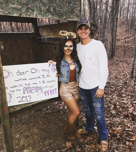 Homecoming Proposal Ideas Hunting Theme, Duck Hunting Promposal, Tractor Promposal, Hunting Promposal, Farming Promposal Ideas, Country Promposal, Family Baby Announcement, Country Prom, Prom Posters