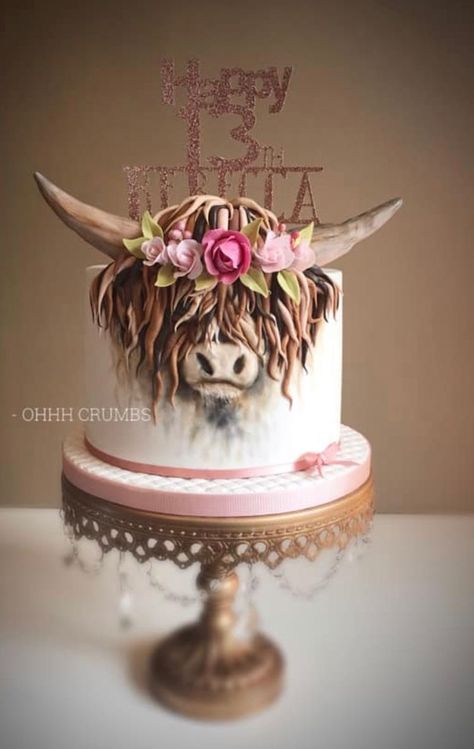 Hyland Cow Cake, Vaquero Cake, Cow Birthday Decorations, Highland Cow Cake, Highland Cow Birthday, Western Birthday Cakes, Cow Birthday Cake, Cow Cupcakes, Peggy Porschen Cakes