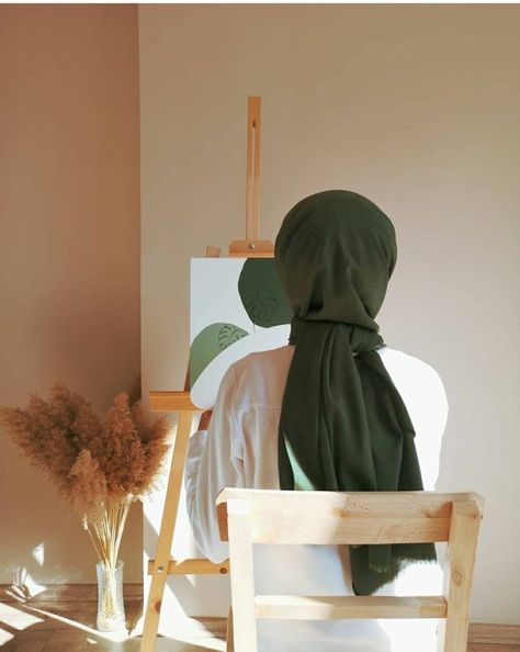 Hijabi Aesthetic Faceless, Fesyen Islam, Mode Turban, Girl Artist, Muslim Girl, Hijabi Aesthetic, Cute Muslim Couples, Artist Aesthetic, Islamic Paintings