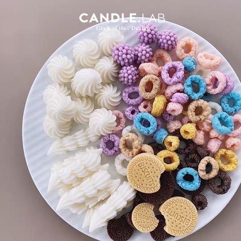 Soap Decoration, Korea Cake, Cheap Candles, Wax Art, Wax Molds, Dessert Candles, Cake Shapes, Handmade Candle, Candle Mold