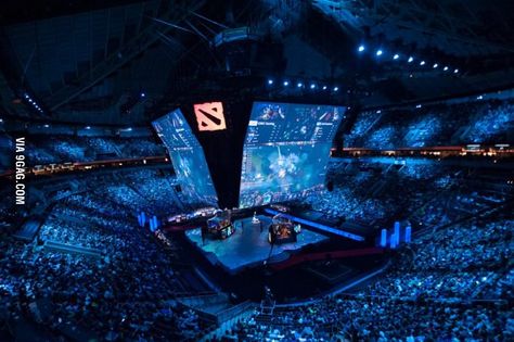 This is the Dota 2 championships. This is how big Electronic Sports has become, not only Musicians can fill stadiums Dota2 Heroes, Sports Arena, Dota 2, Stage Design, Online Casino, League Of Legends, Video Game, Video Games, Vision Board