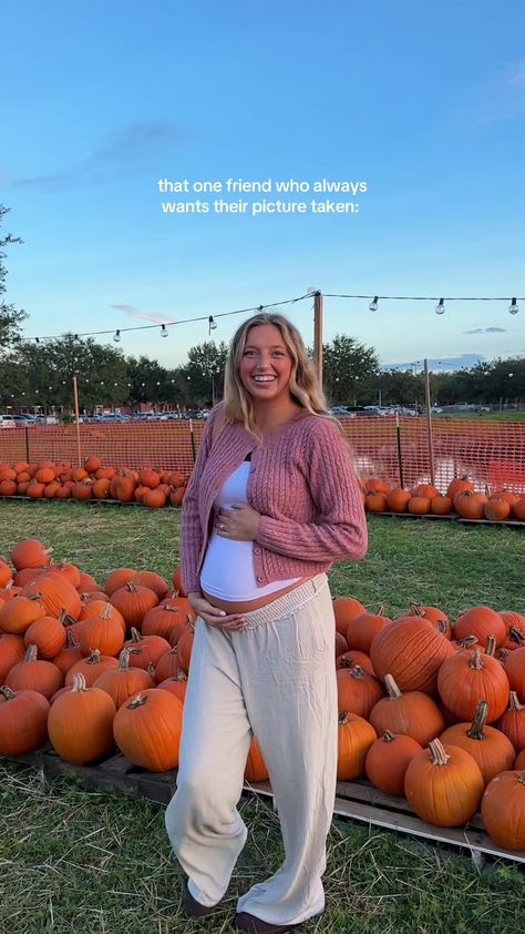 Pregnant Pumpkin Patch Outfit, Pregnant Pumpkin, Greta Wilson, Patch Outfit, Pumpkin Patch Outfit, That One Friend, Pumpkin Patch