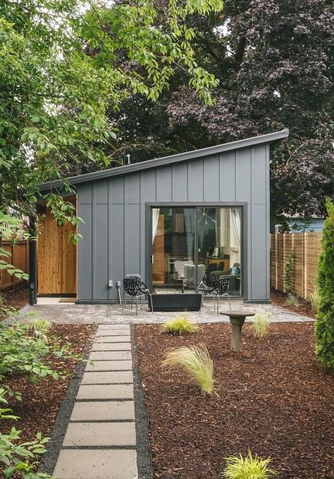 Income Property Ideas: This custom ADU was built by Neil Kelly Company and designed by Chad Ruhoff in Southeast Portland, Oregon. It's a 1BR/1BA suite with a complete kitchen and full living and dining space featuring modern, contemporary and industrial design elements. Modern Home Remodeling Ideas. Black House Paint Ideas. Backyard Adu, Backyard Guest Houses, Oregon House, Backyard Studio, Accessory Dwelling Unit, Backyard Office, Garage Conversion, Casa Exterior, Home Addition