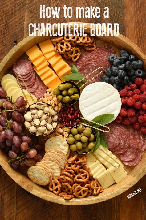 How to make a beautiful Charcuterie Board. Wow your friends and family with a cheese board that is not only beautiful, but delicious too. Group Food, Cheese And Crackers, Appetizer Platters, Charcuterie Inspiration, Board Charcuterie, Charcuterie Cheese, Party Food Platters, Charcuterie And Cheese Board, Charcuterie Recipes