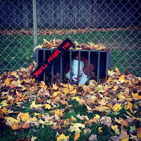 Pennywise sewer Halloween decoration Pennywise Sewer Decoration, Pennywise Outdoor Decorations, Penny Wise Decorations, Pennywise Themed Party, Penny Wise Halloween Decorations, Penny Wise Decorations Halloween, Diy Pennywise Decoration, Pennywise Trunk Or Treat Ideas, Pennywise Decorations Halloween