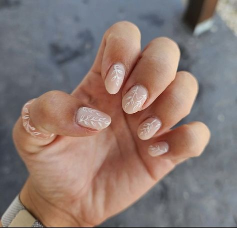 matte white nails with white nail art White Leaf Nails, Matte White Nails, White Nail Art, White Leaf, Wedding Nails, White Nails, Dream Wedding, Nail Art, Nails