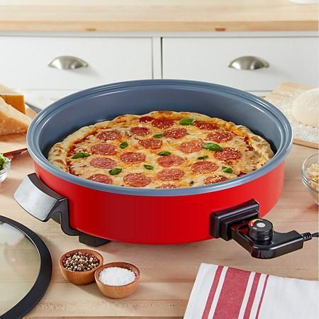 Dash 14" Family Skillet with Nonstick Ceramic Coating + Recipe Book with 30 Recipes (Assorted Colors) - Sam's Club Electric Skillet Recipes, Billy Kid, Skillet Pizza, Electric Skillet, Skillet Recipes, Fitness Home, Countertop Appliances, Gadgets Electronics, Recipe 30