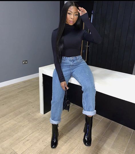 Jordyn Woods, Table Talk, Red Table, Summer Outfit Ideas, Classy Casual Outfits, Looks Black, Appreciation Post, Stylish Work Outfits, Casual Chic Outfit