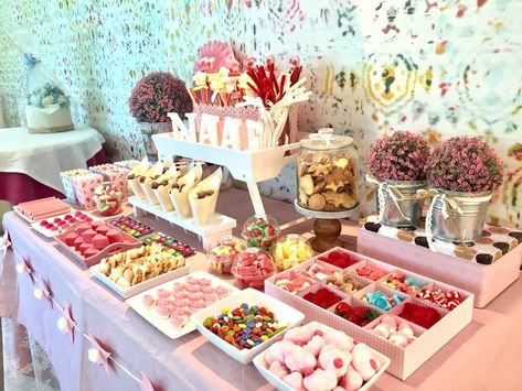 Candy Bar Ideas Sencillas, Candy Bar Comunion, Sweet Carts, Candy Bar Party, Candy Bar Wedding, Sweet Bar, Snack Table, בר מצווה, Candy Table