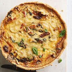 Extra light and healthful, this savory pie is truly a showstopper. Pancetta Quiche, Savory Tarts, Breakfast Quiche, Savory Pies, Egg Dishes, Savory Pie, Quiche Recipes, Brunch Ideas, Breakfast Foods