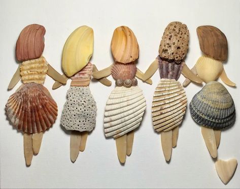 Unique Yard Art, Beach Rock Art, Shells Art, Shell Artwork, Beach Crafts Diy, Seashell Art Diy, Melissa Smith, Beach Glass Crafts, Shell Crafts Diy